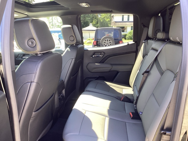 2025 Chevrolet Colorado ZR2 photo 18
