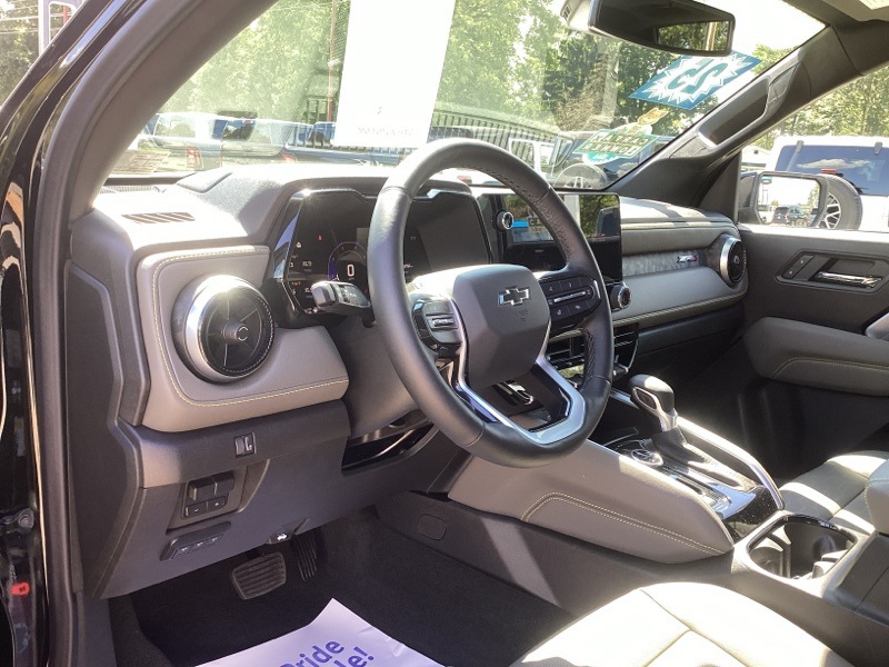 2025 Chevrolet Colorado ZR2 photo 25