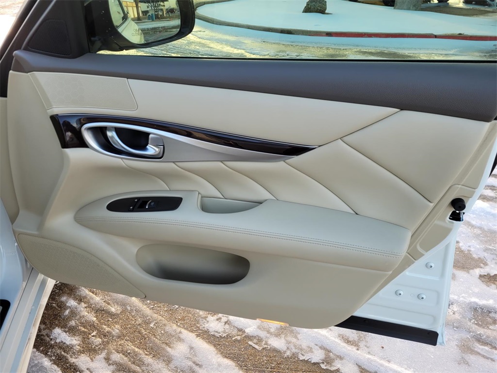 used 2018 INFINITI Q70 car, priced at $14,200