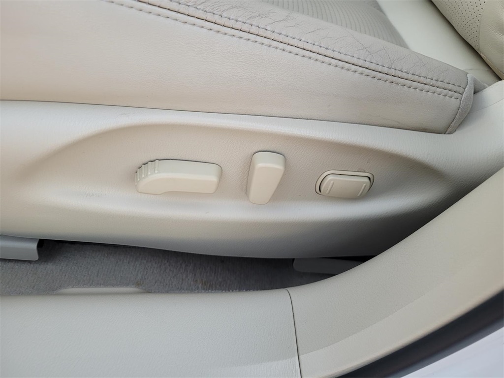 used 2018 INFINITI Q70 car, priced at $14,200