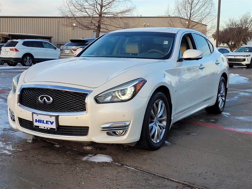 used 2018 INFINITI Q70 car, priced at $14,200