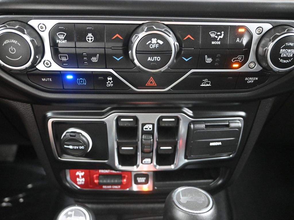 2022 Jeep Wrangler Unlimited Rubicon 4xe photo 17