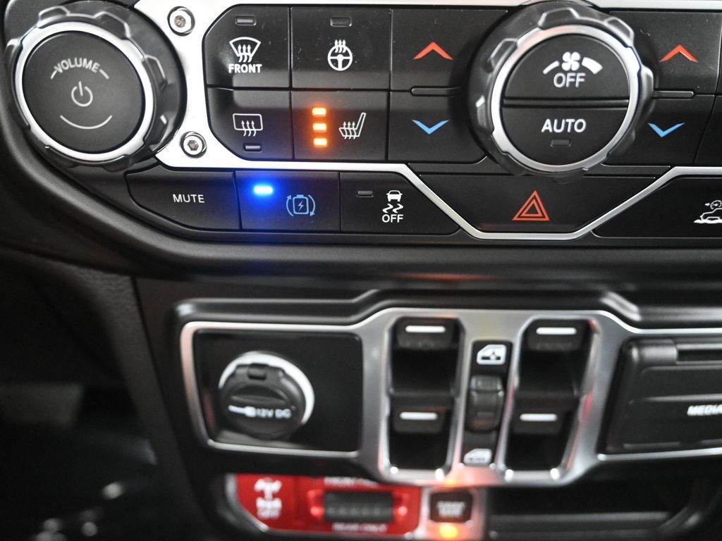 2022 Jeep Wrangler Unlimited Rubicon 4xe photo 18