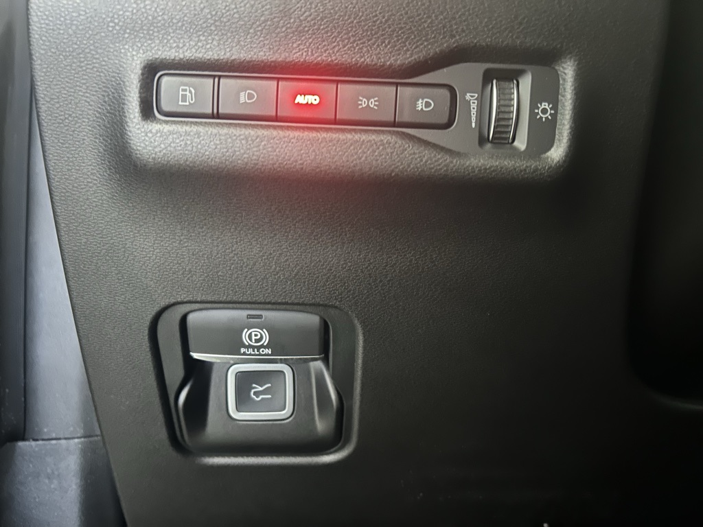 new 2026 Jeep Cherokee car, priced at $45,990