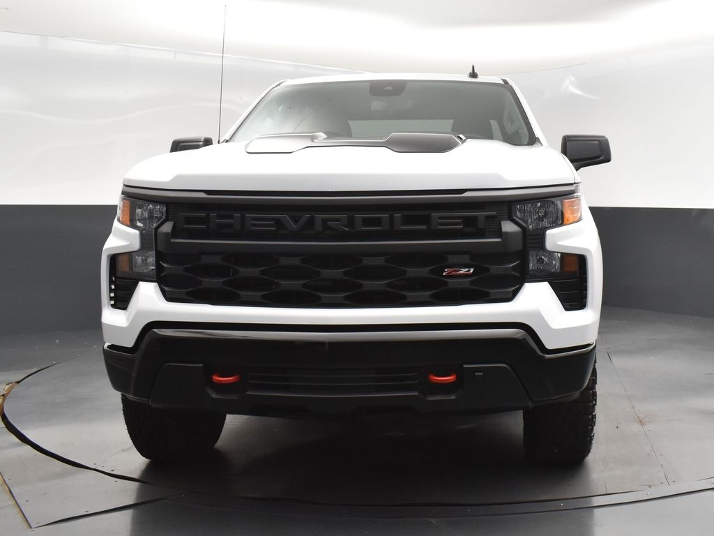 2025 Summit White Chevrolet Silverado 1500 Custom Trail Boss 4X4 Truck