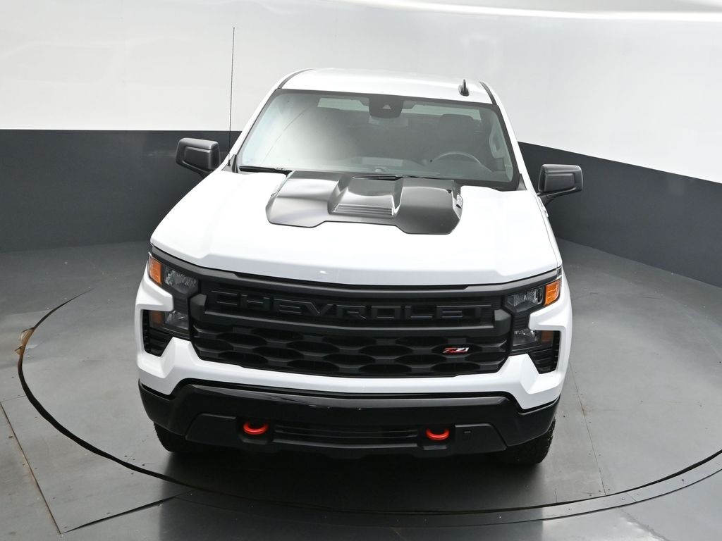 2025 Summit White Chevrolet Silverado 1500 Custom Trail Boss 4X4 Truck