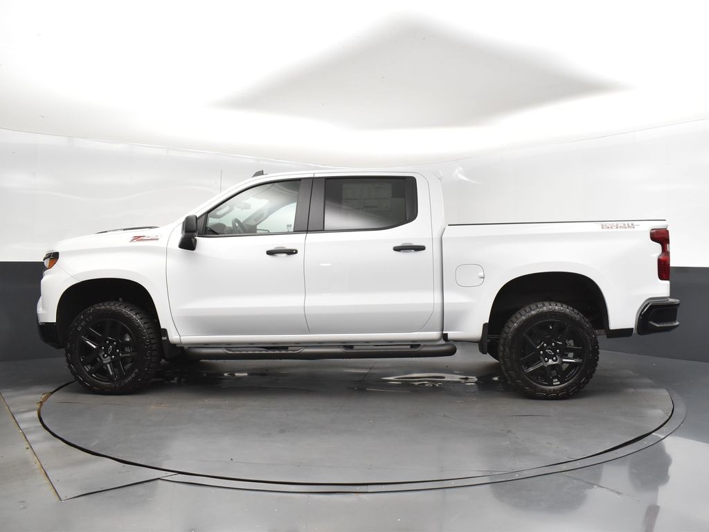 2025 Summit White Chevrolet Silverado 1500 Custom Trail Boss 4X4 Truck