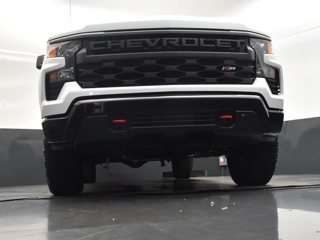 2025 Summit White Chevrolet Silverado 1500 Custom Trail Boss 4X4 Truck