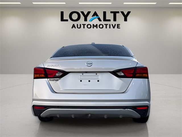 2020 Nissan Altima 2.5 S photo 2