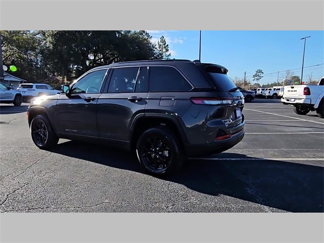 2026 Jeep Grand Cherokee Altitude 4x4