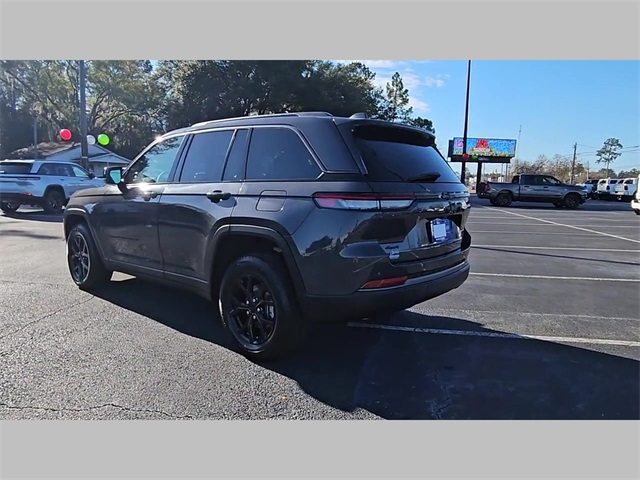 2026 Jeep Grand Cherokee Altitude 4x4