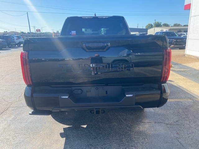 2026 Toyota Tundra SR5 CrewMax photo 4
