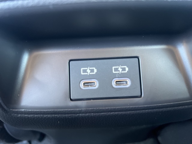 2026 Toyota Corolla LE photo 3