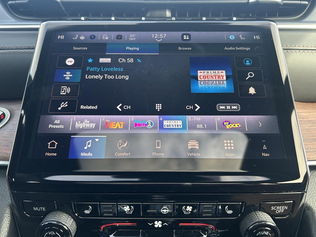 new 2025 Jeep Grand Cherokee L car, priced at $60,650