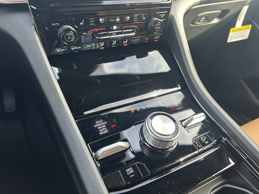 new 2025 Jeep Grand Cherokee L car, priced at $60,650