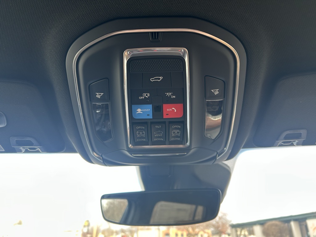 new 2025 Jeep Grand Cherokee L car, priced at $60,650