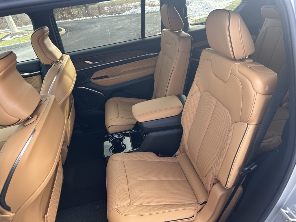 new 2025 Jeep Grand Cherokee L car, priced at $60,650