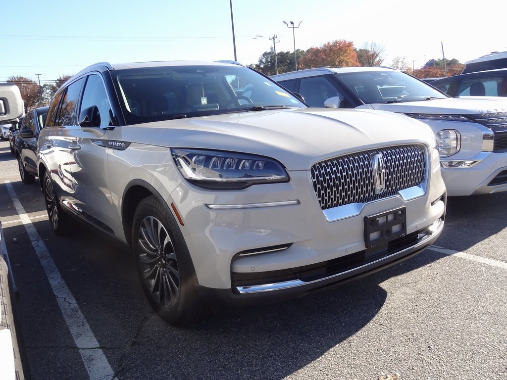 2022 Lincoln Aviator Reserve's photo
