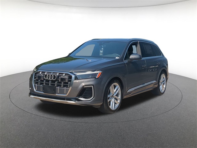 new 2025 Audi Q7 car, priced at $69,296