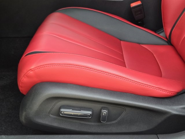 used 2025 Acura Integra car, priced at $31,300