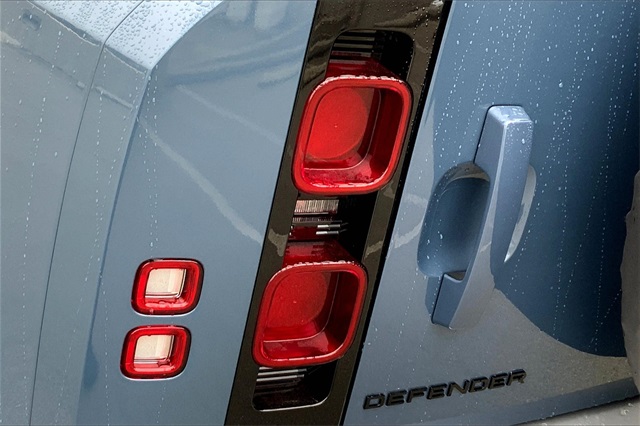 Defender 110 S