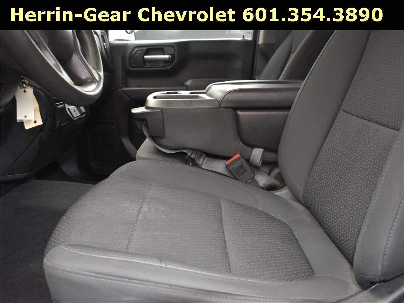2020 Silver Ice Metallic Chevrolet Silverado 1500 Custom RWD Truck