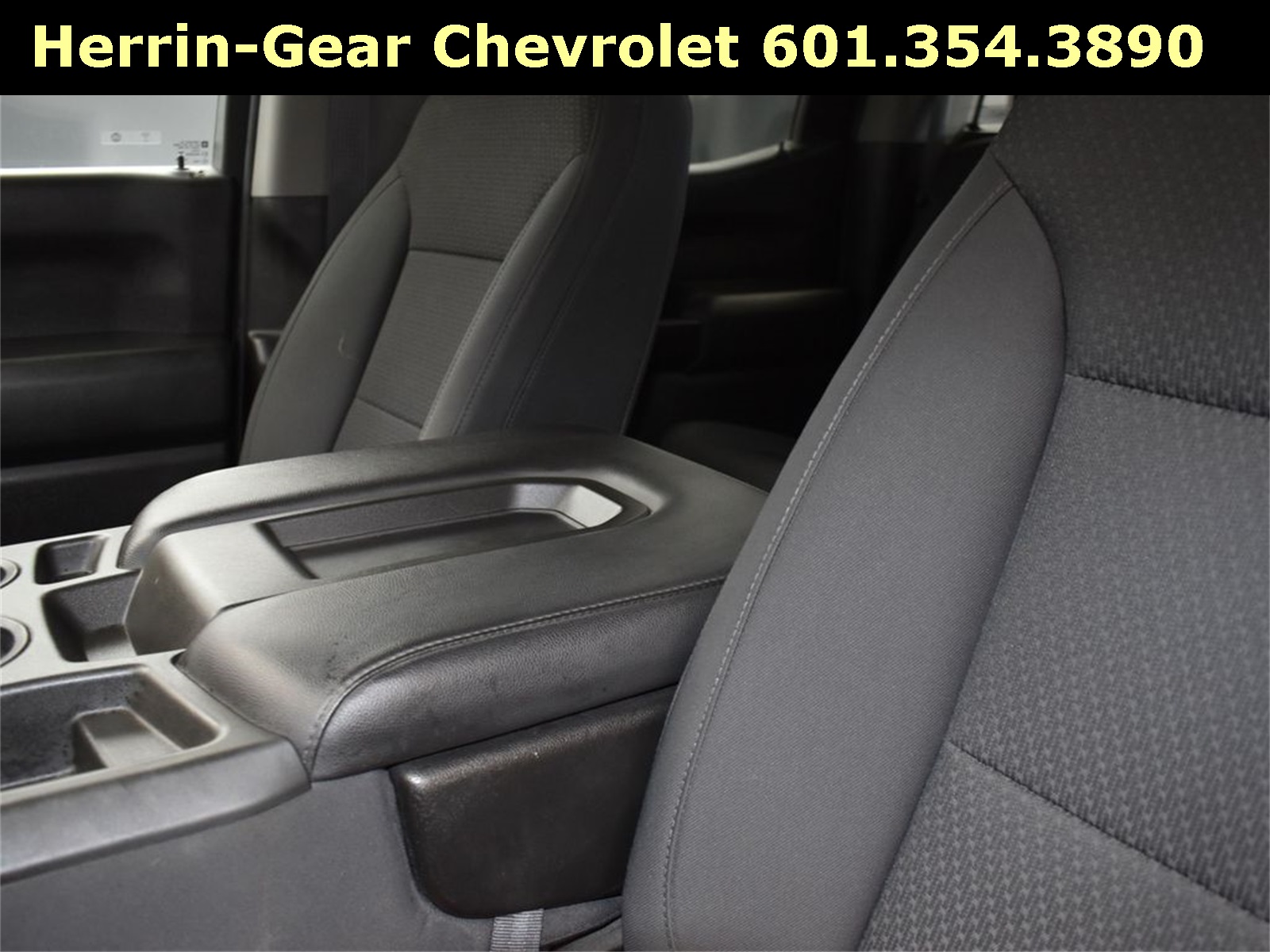 2020 Silver Ice Metallic Chevrolet Silverado 1500 Custom RWD Truck