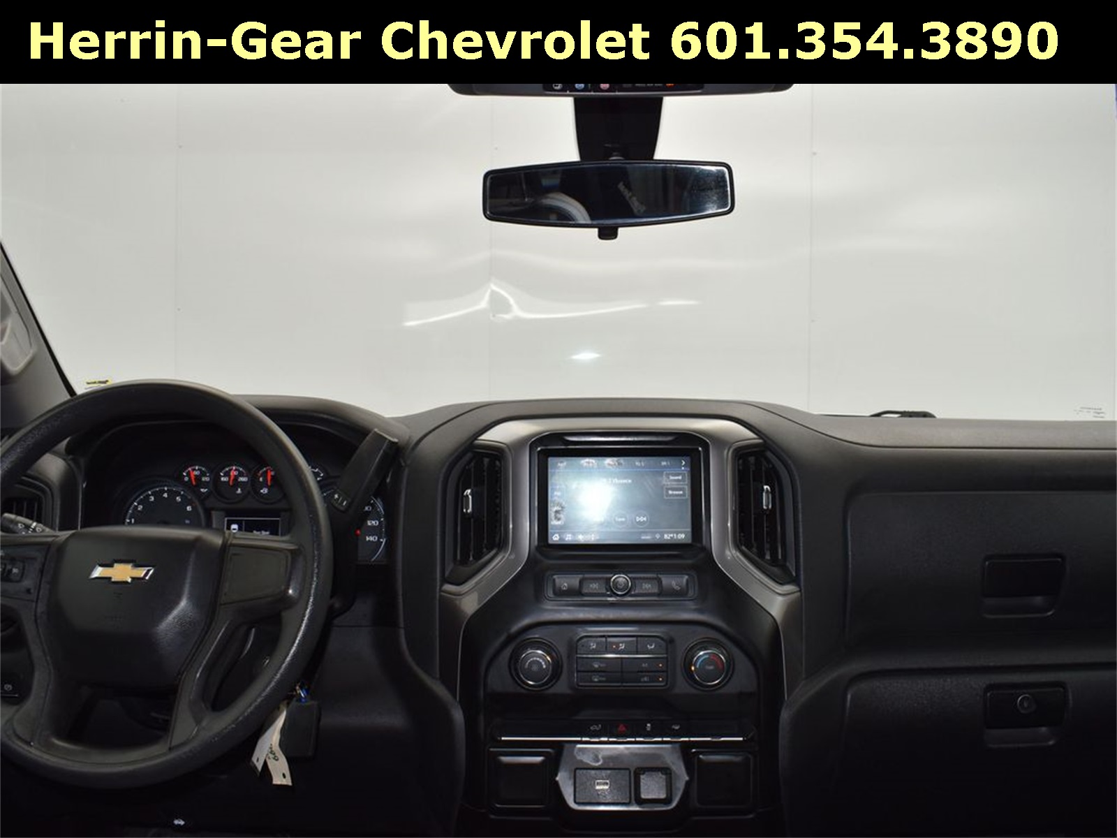 2020 Silver Ice Metallic Chevrolet Silverado 1500 Custom RWD Truck
