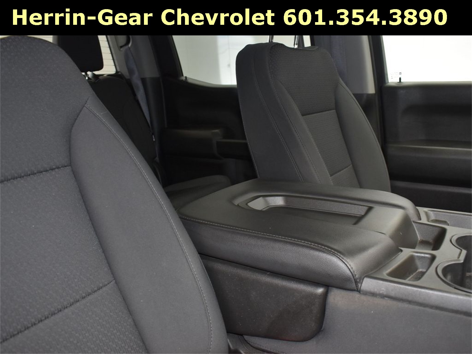 2020 Silver Ice Metallic Chevrolet Silverado 1500 Custom RWD Truck