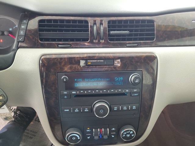 2013 Chevrolet Impala LTZ photo 27