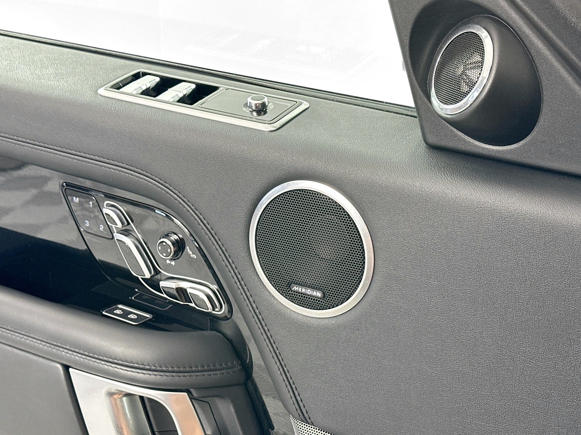 used 2021 Land Rover Range Rover car, priced at $58,998