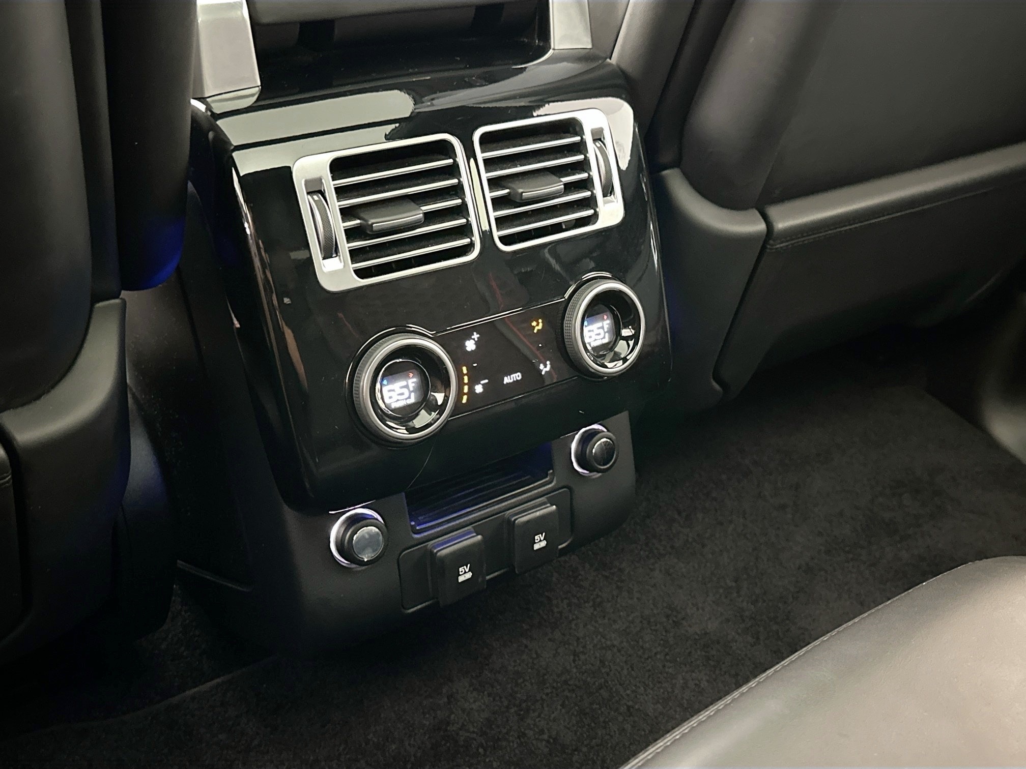 used 2021 Land Rover Range Rover car, priced at $58,998