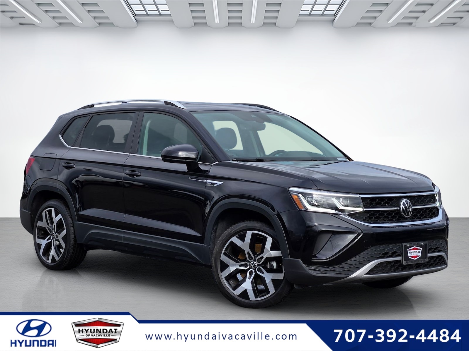 2022 Volkswagen Taos SEL's photo