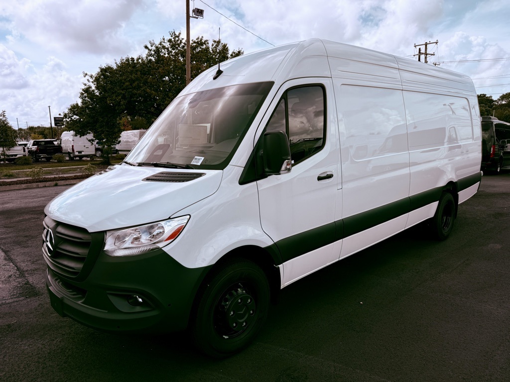 New 2025 Mercedes-Benz Sprinter 4500 High Roof DRW RWD Empty Cargo Van for sale #MV1553 - photo 16