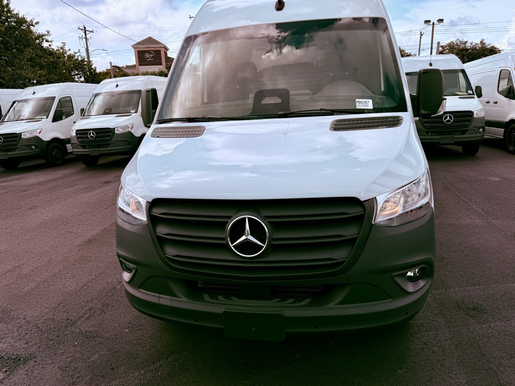 New 2025 Mercedes-Benz Sprinter 4500 High Roof DRW RWD Empty Cargo Van for sale #MV1553 - photo 18