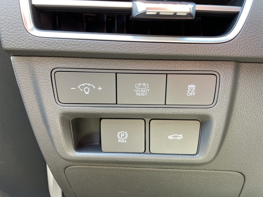 2025 Hyundai Sonata Hybrid SEL photo 15