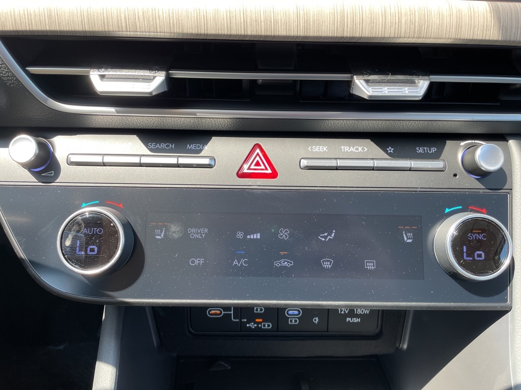 2025 Hyundai Sonata Hybrid SEL photo 22