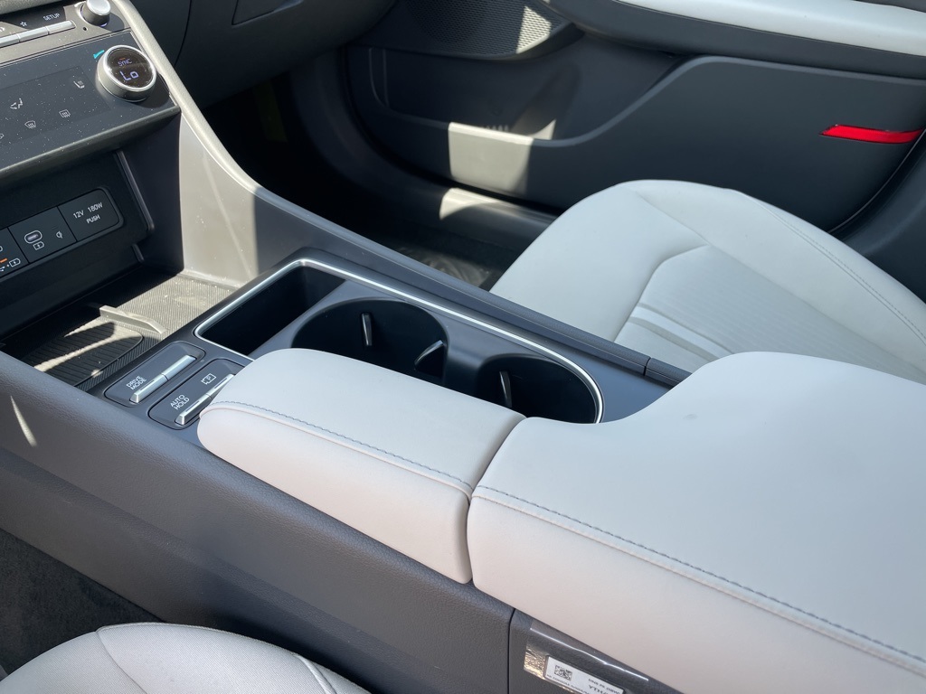 2025 Hyundai Sonata Hybrid SEL photo 24