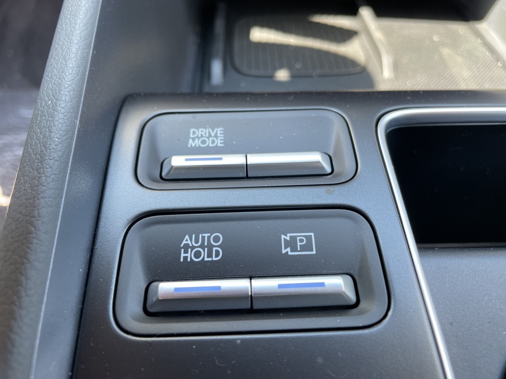 2025 Hyundai Sonata Hybrid SEL photo 25