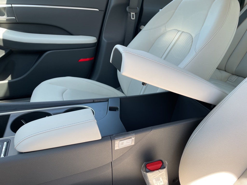2025 Hyundai Sonata Hybrid SEL photo 26