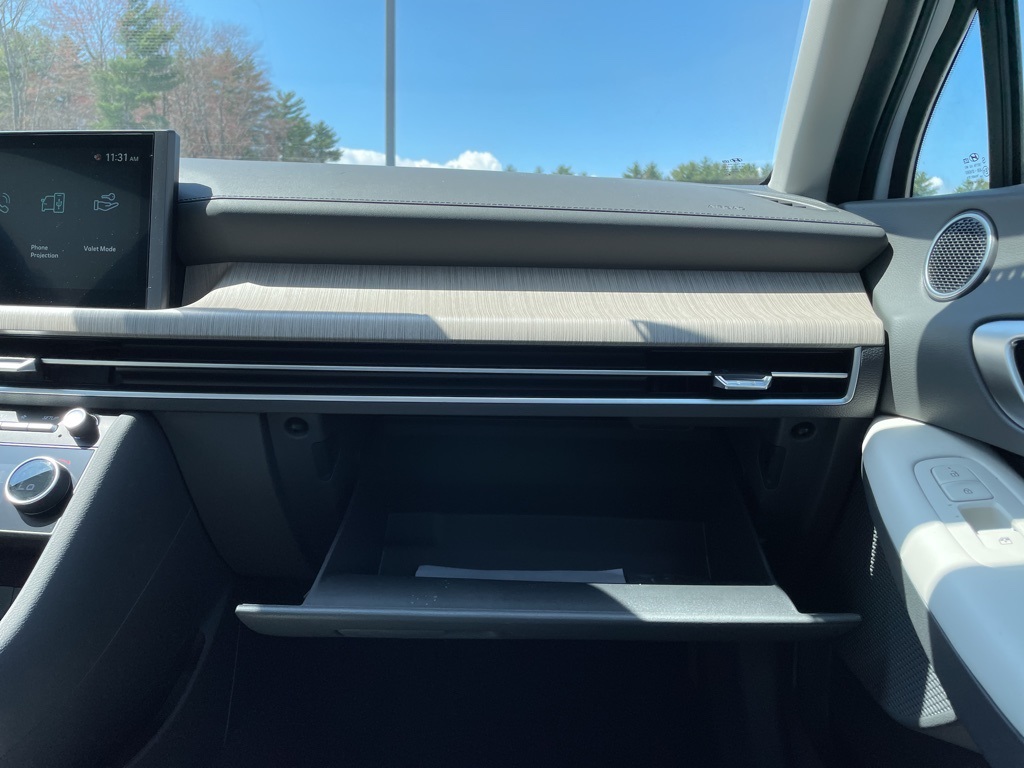 2025 Hyundai Sonata Hybrid SEL photo 27