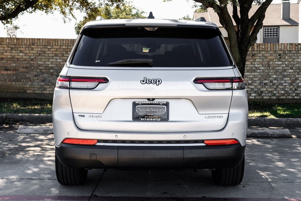 used 2021 Jeep Grand Cherokee L car, priced at $28,129