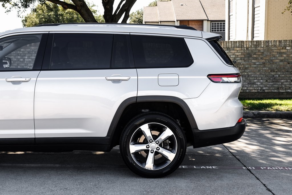 used 2021 Jeep Grand Cherokee L car, priced at $28,129