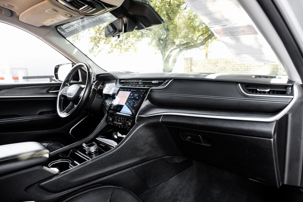 used 2021 Jeep Grand Cherokee L car, priced at $28,129