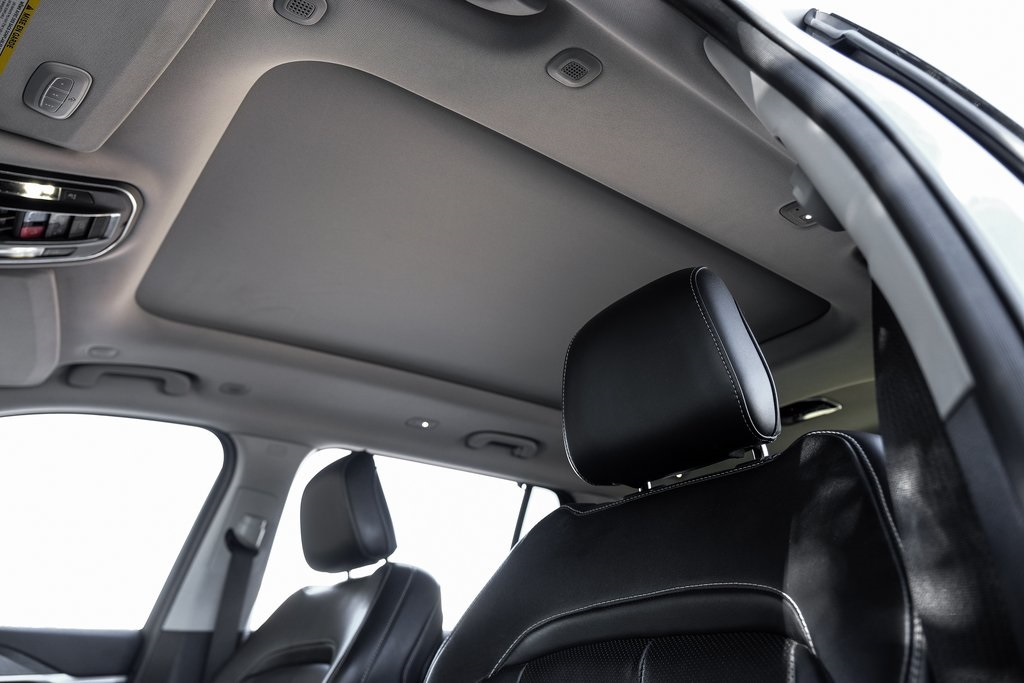 used 2021 Jeep Grand Cherokee L car, priced at $28,129