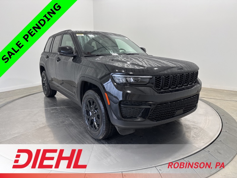 2025 Jeep Grand Cherokee Altitude's photo