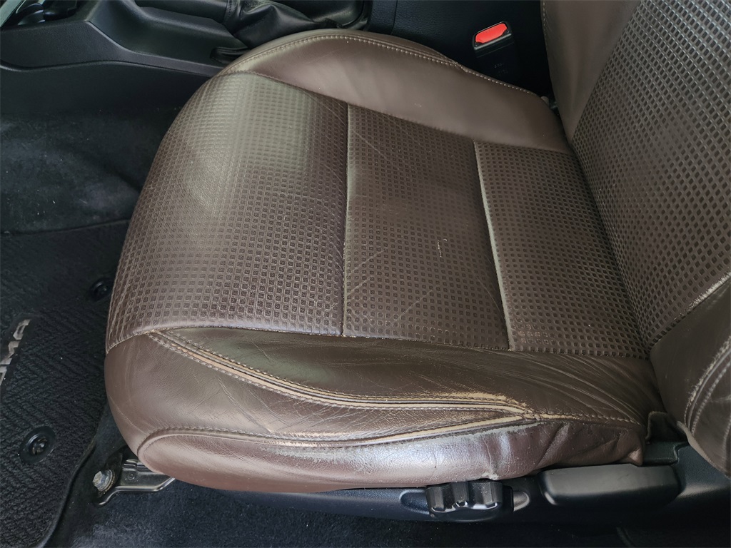 2016 Toyota Tacoma Limited Double Cab photo 17