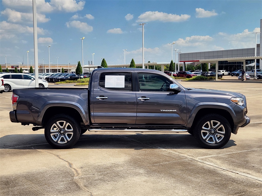 2016 Toyota Tacoma Limited Double Cab photo 3