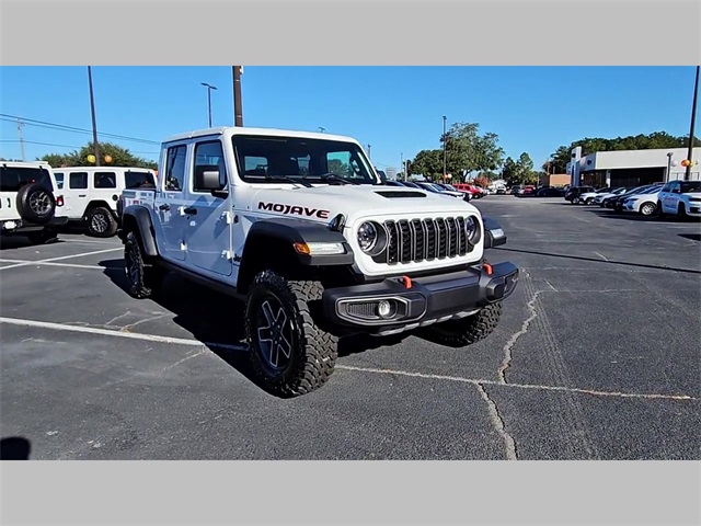 2026 Jeep Gladiator Mojave 4x4