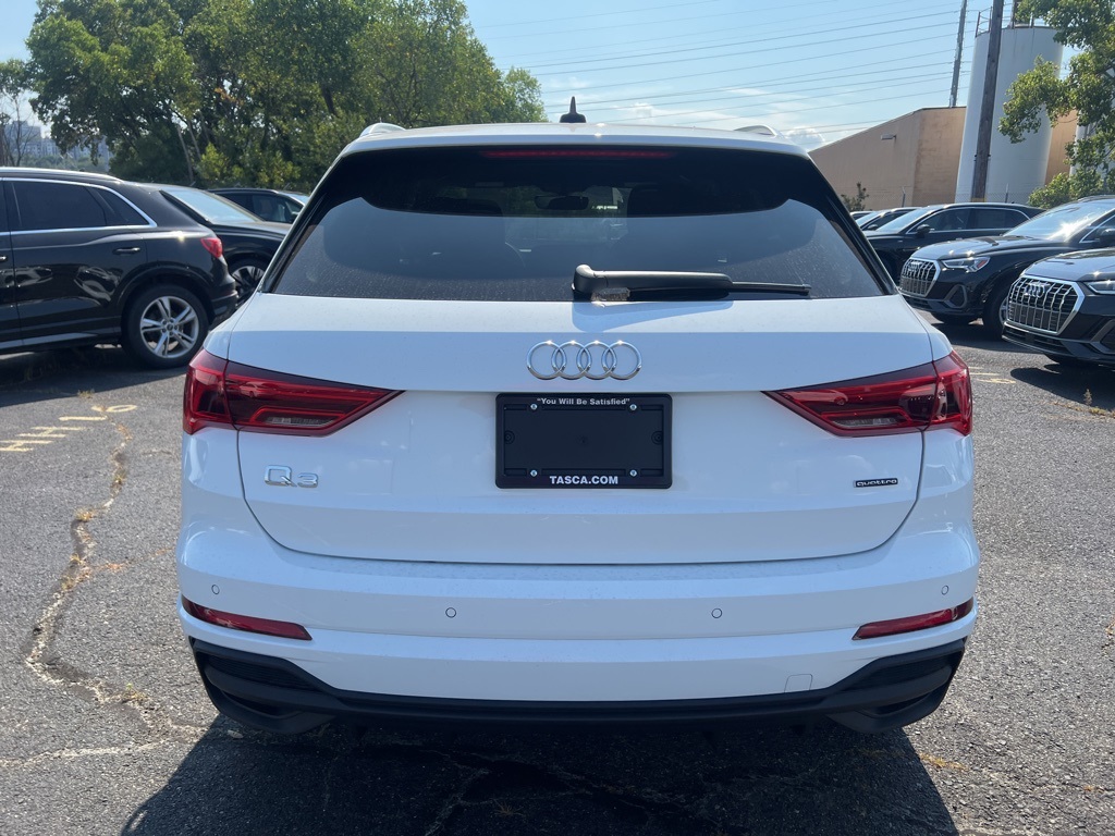 2025 Audi Q3 Premium S line photo 3